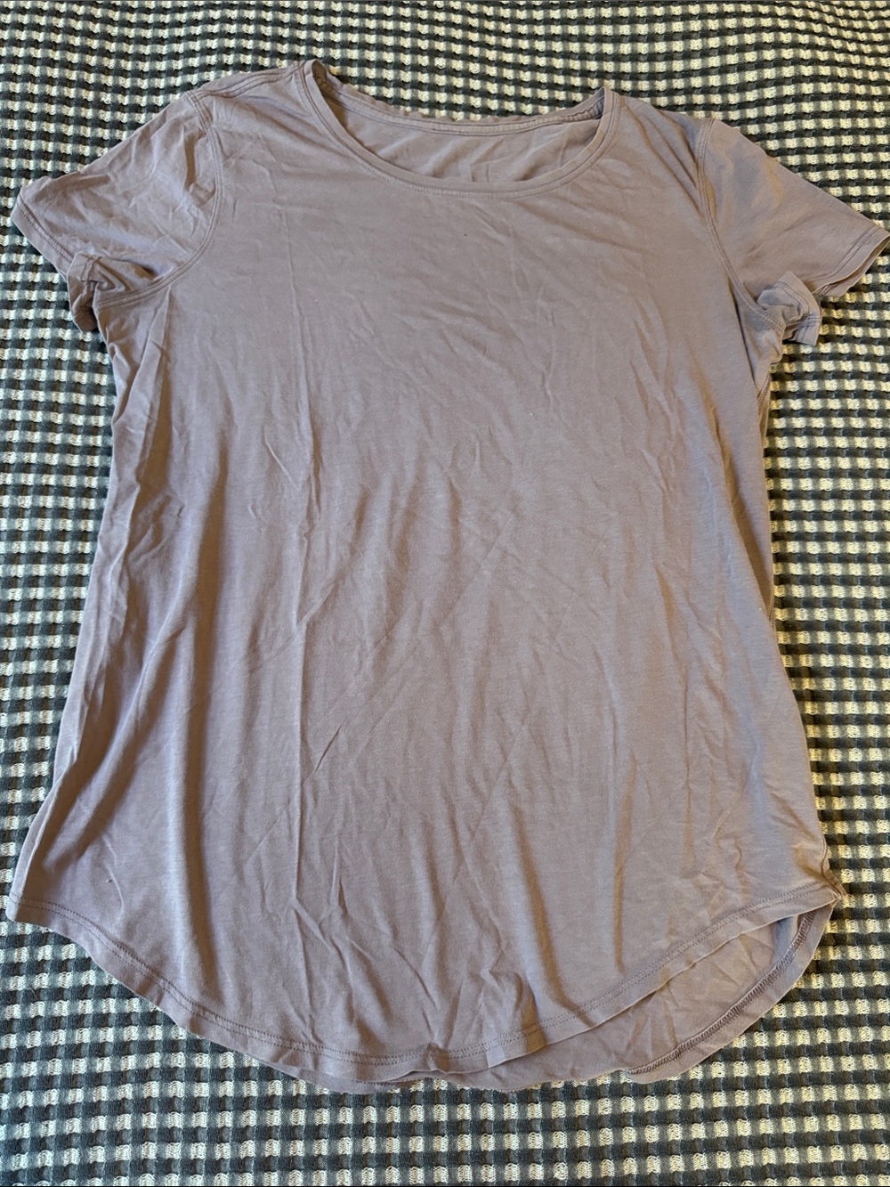 lululemon athletica Women's Short Sleeve Tee in Dusty Mauve